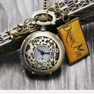 🌻Alice in wonderland watch pendant FREE COMPLIMENTING EARRINGS!